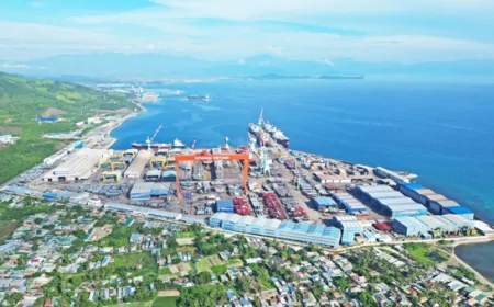 Đẩy mạnh thu hút đầu tư vào Vân Phong