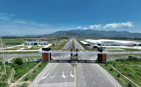 NHIỀU TÍN HIỆU TÍCH CỰC TRONG THU HÚT ĐẦU TƯ TẠI KKT VÂN PHONG VÀ CÁC KCN TỈNH KHÁNH HÒA