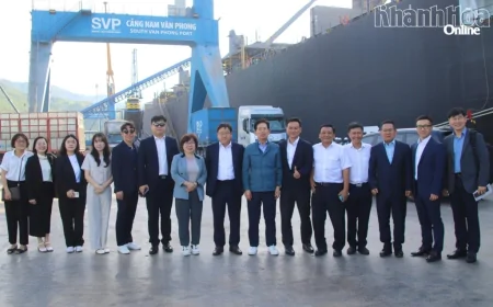 ĐOÀN CÔNG TÁC THÀNH PHỐ ULSAN (HÀN QUỐC) THĂM VÀ LÀM VIỆC TẠI KHU KINH TẾ VÂN PHONG