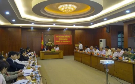 Phó Thủ tướng Thường trực Trương Hòa Bình làm việc tại tỉnh Khánh Hòa về Đề án thành lập Đơn vị hành chính – kinh tế đặc biệt Bắc Vân Phong