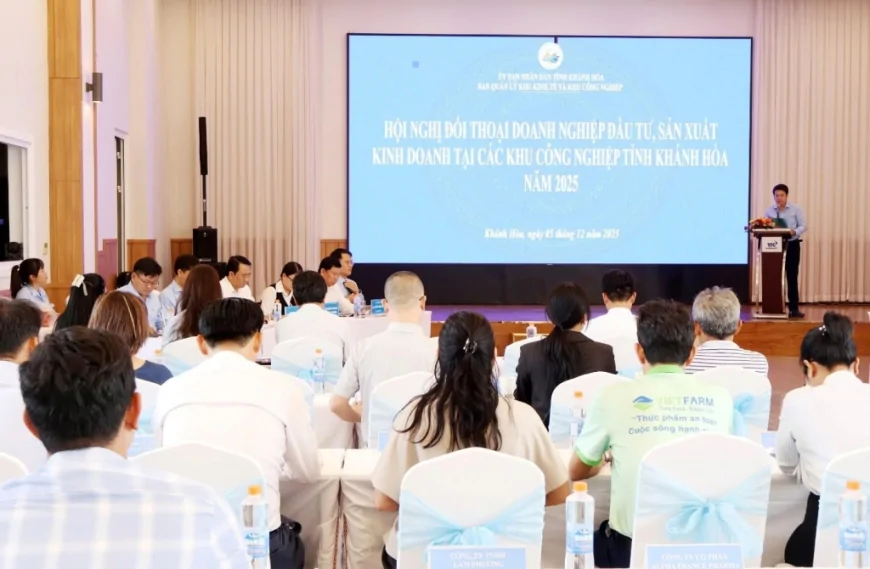 HỘI NGHỊ ĐỐI THOẠI DOANH NGHIỆP ĐẦU TƯ, SẢN XUẤT KINH DOANH TẠI CÁC KHU CÔNG NGHIỆP TỈNH KHÁNH HÒA NĂM 2025