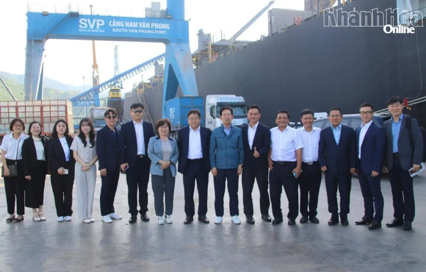 ĐOÀN CÔNG TÁC THÀNH PHỐ ULSAN (HÀN QUỐC) THĂM VÀ LÀM VIỆC TẠI KHU KINH TẾ VÂN PHONG