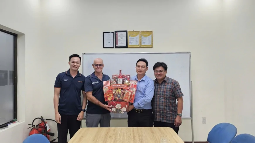 Ban quản lý Khu kinh tế Vân Phong thăm, chúc tết các doanh nghiệp trong Khu kinh tế Vân Phong và các Khu công nghiệp tỉnh nhân dịp Tết Nguyên đán Ất Tỵ 2025