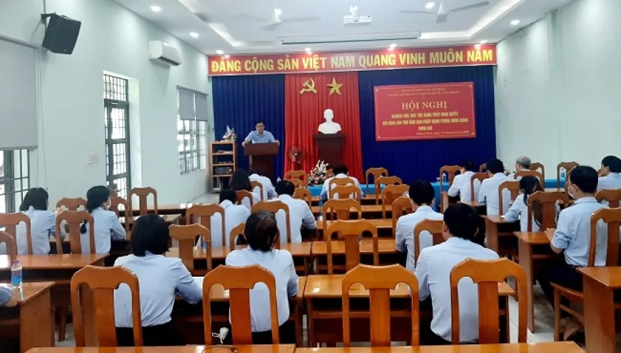 TỔ CHỨC HỘI NGHỊ HỌC TẬP, QUÁN TRIỆT NGHỊ QUYẾT HỘI NGHỊ LẦN THỨ NĂM BAN CHẤP HÀNH TRUNG ƯƠNG ĐẢNG (KHÓA XIII) VÀ NGHỊ QUYẾT SỐ 55/2022/QH15 NGÀY 16/6/2022 CỦA QUỐC HỘI VỀ THÍ ĐIỂM MỘT SỐ CƠ CHẾ, CHÍNH SÁCH ĐẶC THÙ PHÁT TRIỂN TỈNH KHÁNH HÒA