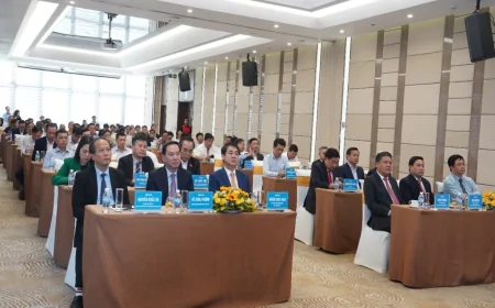 KHÁNH HÒA CÔNG BỐ VÀ TRAO QUYẾT ĐỊNH CHẤP THUẬN CHỦ TRƯƠNG ĐẦU TƯ 3 DỰ ÁN KHU CÔNG NGHIỆP TRỌNG ĐIỂM