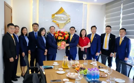 LÃNH ĐẠO BAN QUẢN LÝ KHU KINH TẾ VÀ KHU CÔNG NGHIỆP TỈNH KHÁNH HÒA TỔ CHỨC THĂM VÀ CHÚC TẾT CÁC NHÀ ĐẦU TƯ NHÂN DỊP ĐẦU XUÂN BÍNH NGỌ 2026