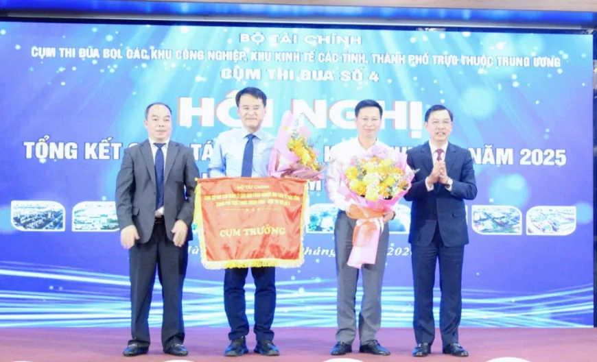 PHÁT HUY TINH THẦN ĐỔI MỚI, KIẾN TẠO ĐỘNG LỰC PHÁT TRIỂN CÁC KHU KINH TẾ, KHU CÔNG NGHIỆP MIỀN TRUNG