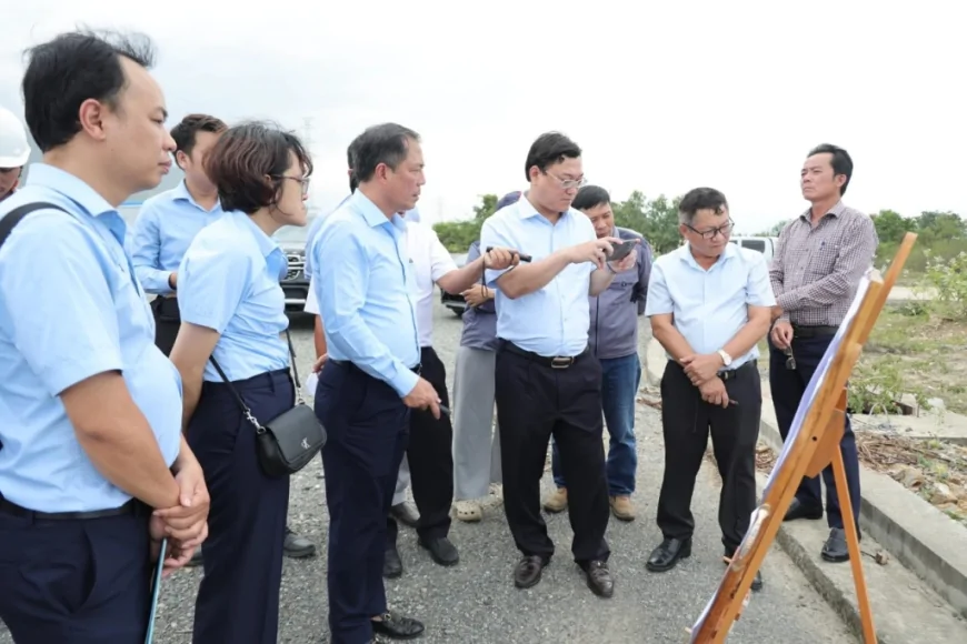 BAN QUẢN LÝ KHU KINH TẾ VÀ KHU CÔNG NGHIỆP TỈNH KHÁNH HÒA TỔ CHỨC KIỂM TRA TIẾN ĐỘ THỰC HIỆN 03 DỰ ÁN KHU CÔNG NGHIỆP TRỌNG ĐIỂM