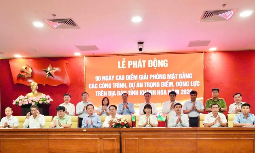 Lễ phát động đợt cao điểm 90 ngày giải phóng mặt bằng các dự án trọng điểm của UBND tỉnh Khánh Hòa